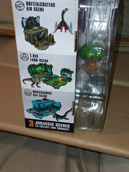 Jurassic World Rebirth Captivz Dinorama Quetzalcoatlus  Jurassic World Rebirth Dinorama Mosasaurus &  Quetzaloatluh Sets w/ Display